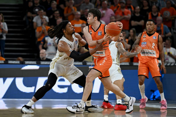 A完善球员 A完善球员