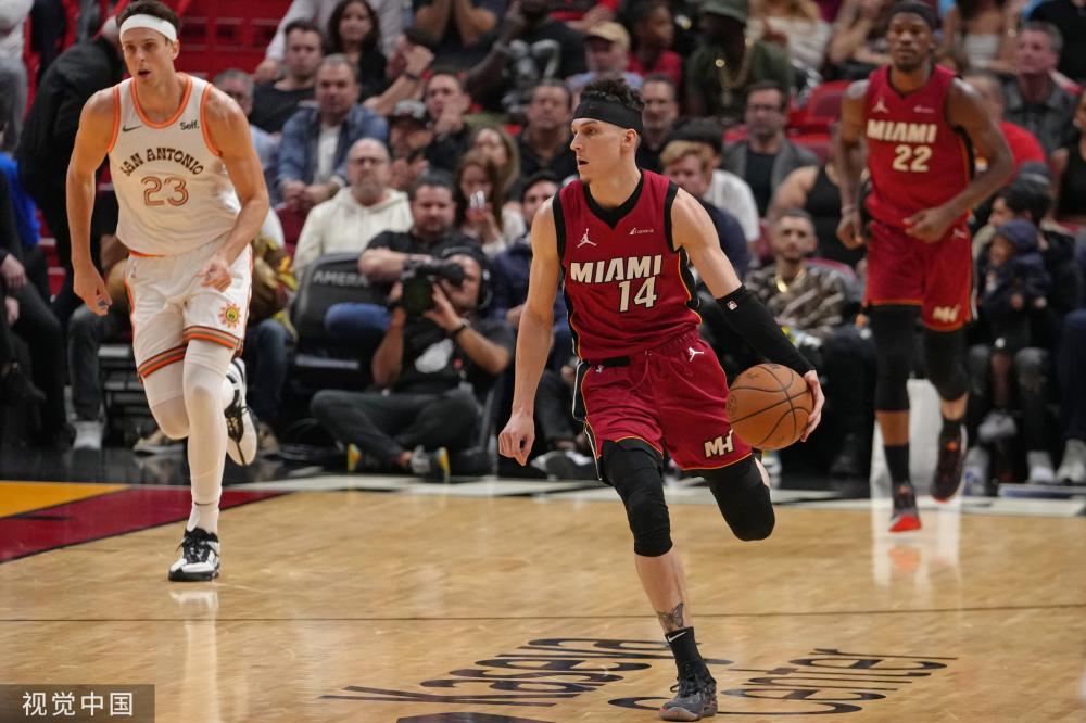 简短的回应 简短的回应